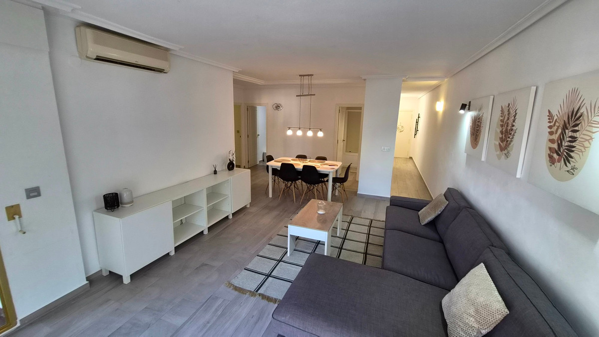 ShowFeedImage Apartment – Middle Floor Apartment in Torrevieja