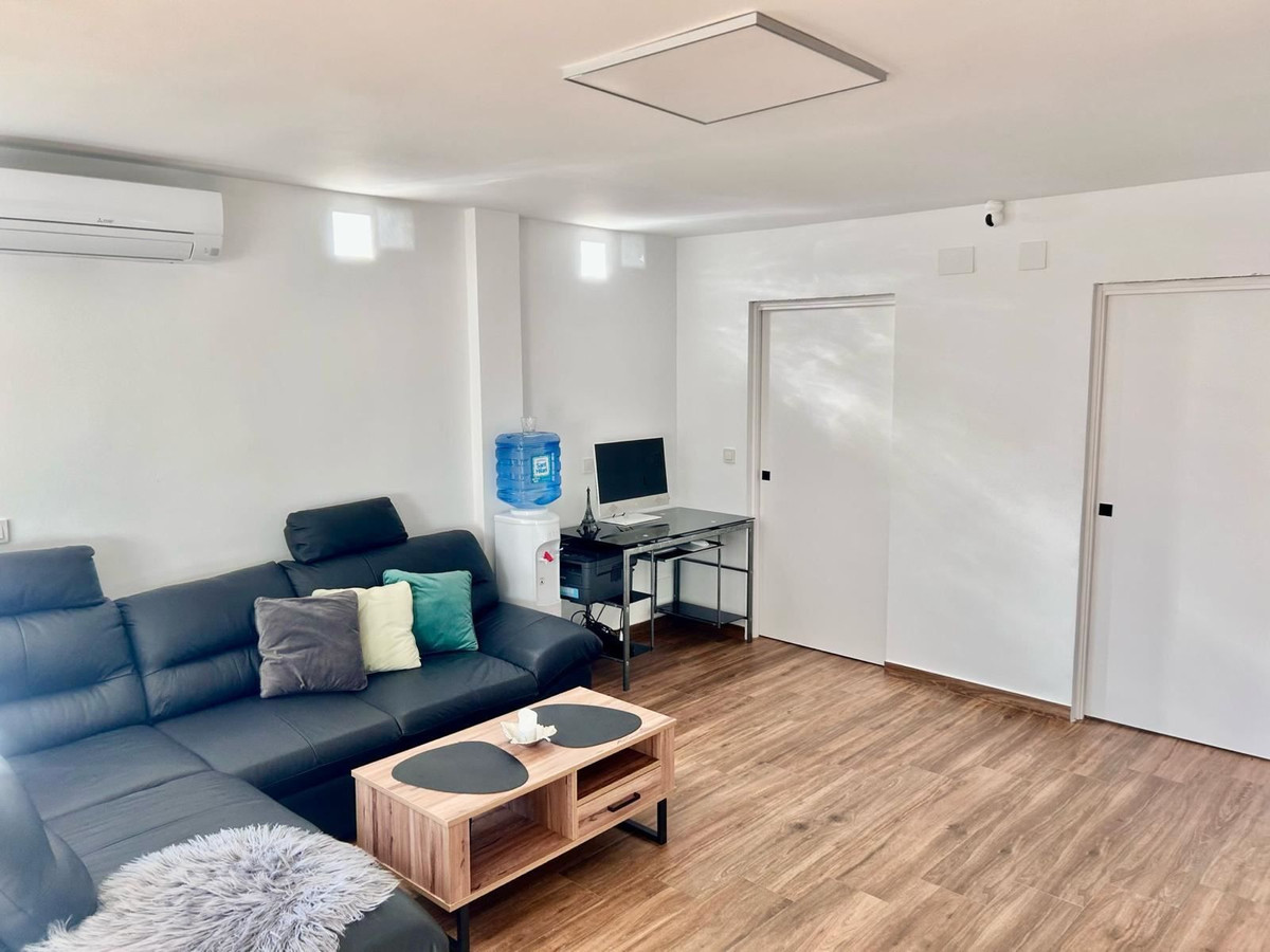 Apartment – Middle Floor Apartment in Alicante City