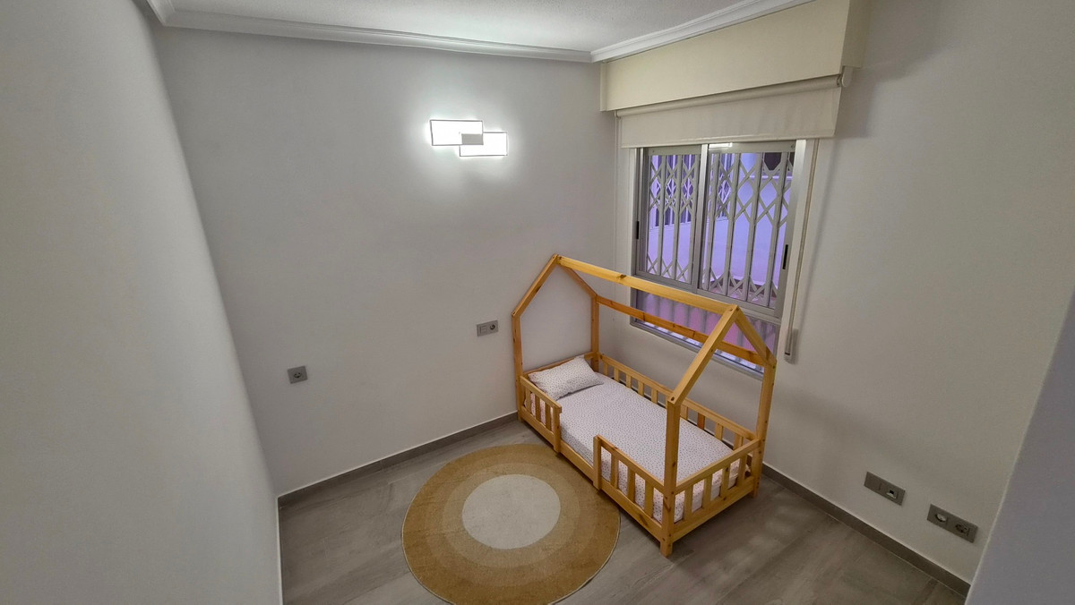 ShowFeedImage Apartment – Middle Floor Apartment in Torrevieja