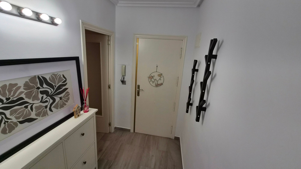 ShowFeedImage Apartment – Middle Floor Apartment in Torrevieja
