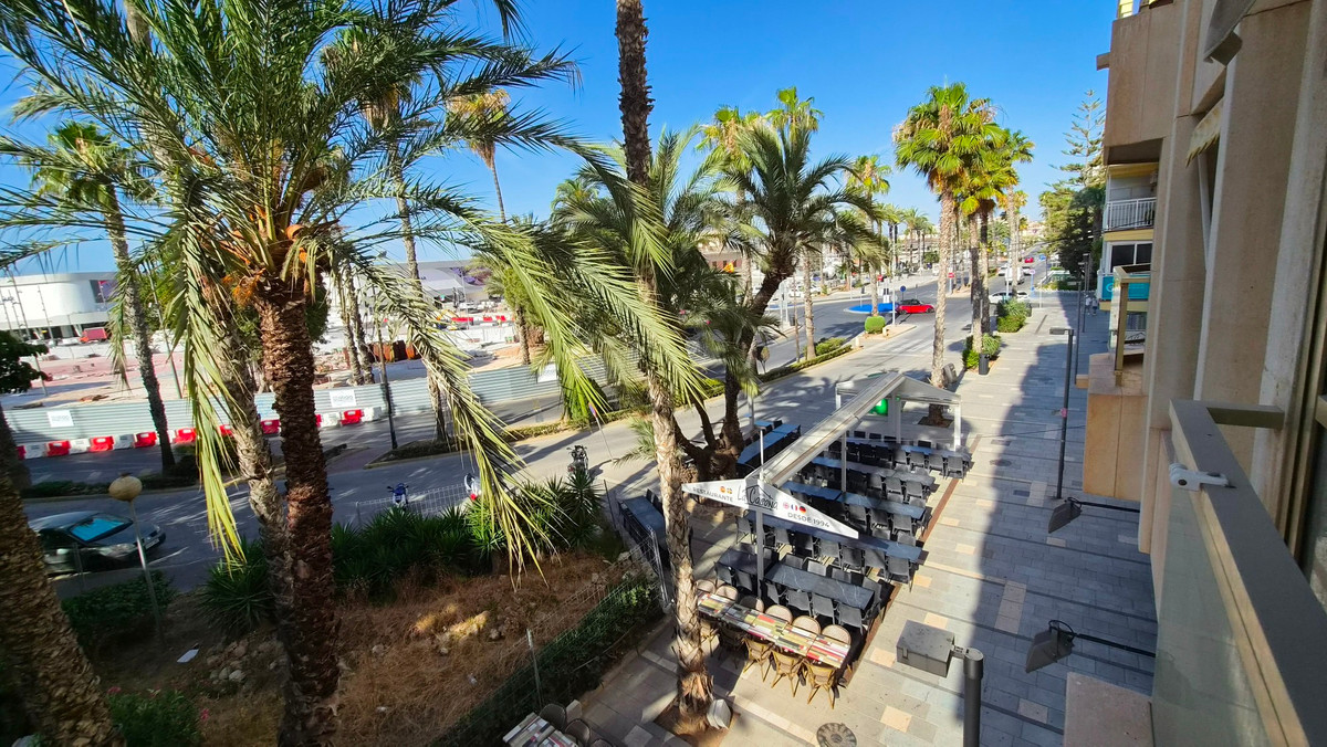 ShowFeedImage Apartment – Middle Floor Apartment in Torrevieja