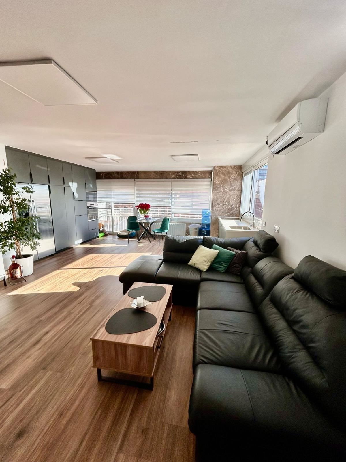 Apartment – Middle Floor Apartment in Alicante City