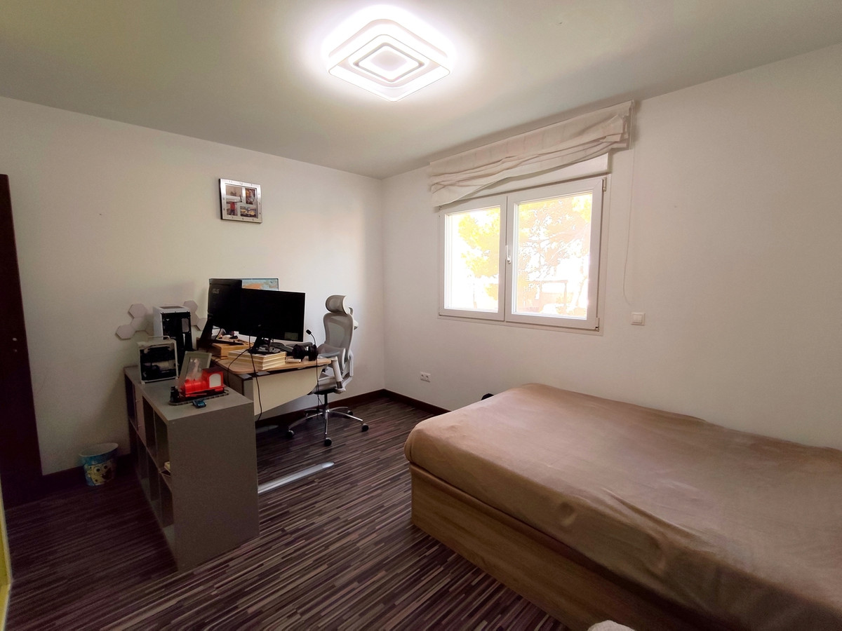 House – Detached Villa in Rojales