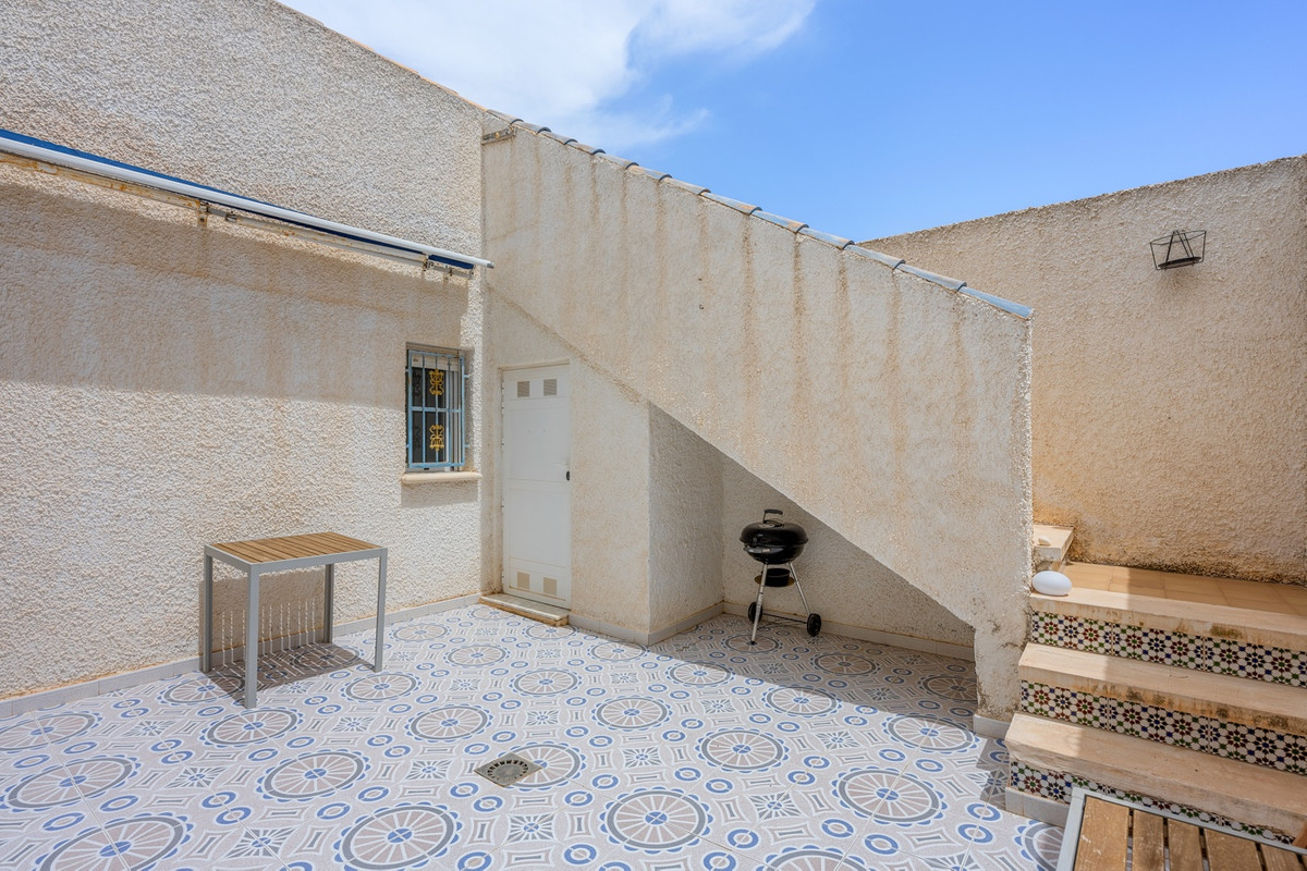 ShowFeedImage House – Quad in Rojales
