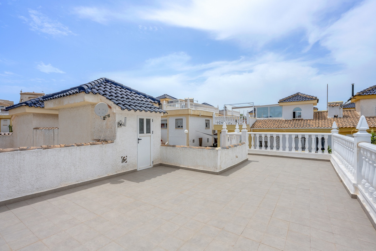 ShowFeedImage House – Quad in Rojales