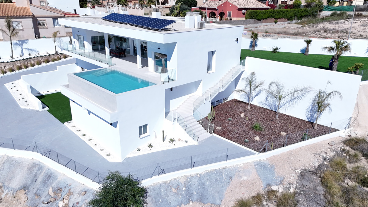 ShowFeedImage House – Detached Villa in San Fulgencio