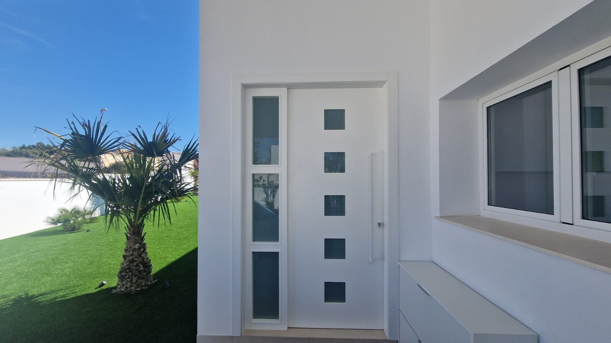 ShowFeedImage House – Detached Villa in San Fulgencio