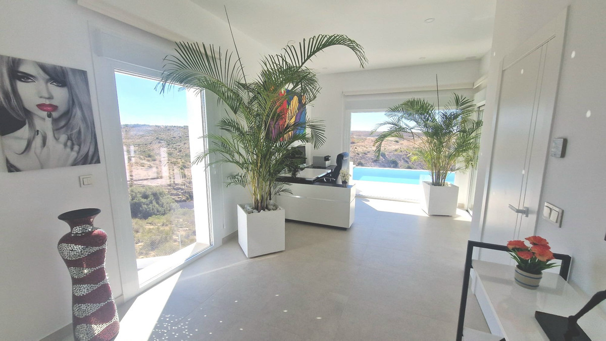 ShowFeedImage House – Detached Villa in San Fulgencio