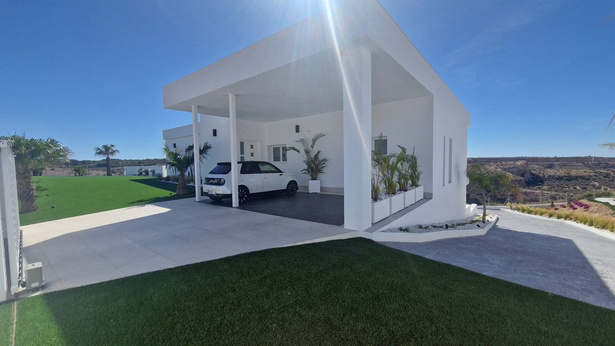 ShowFeedImage House – Detached Villa in San Fulgencio