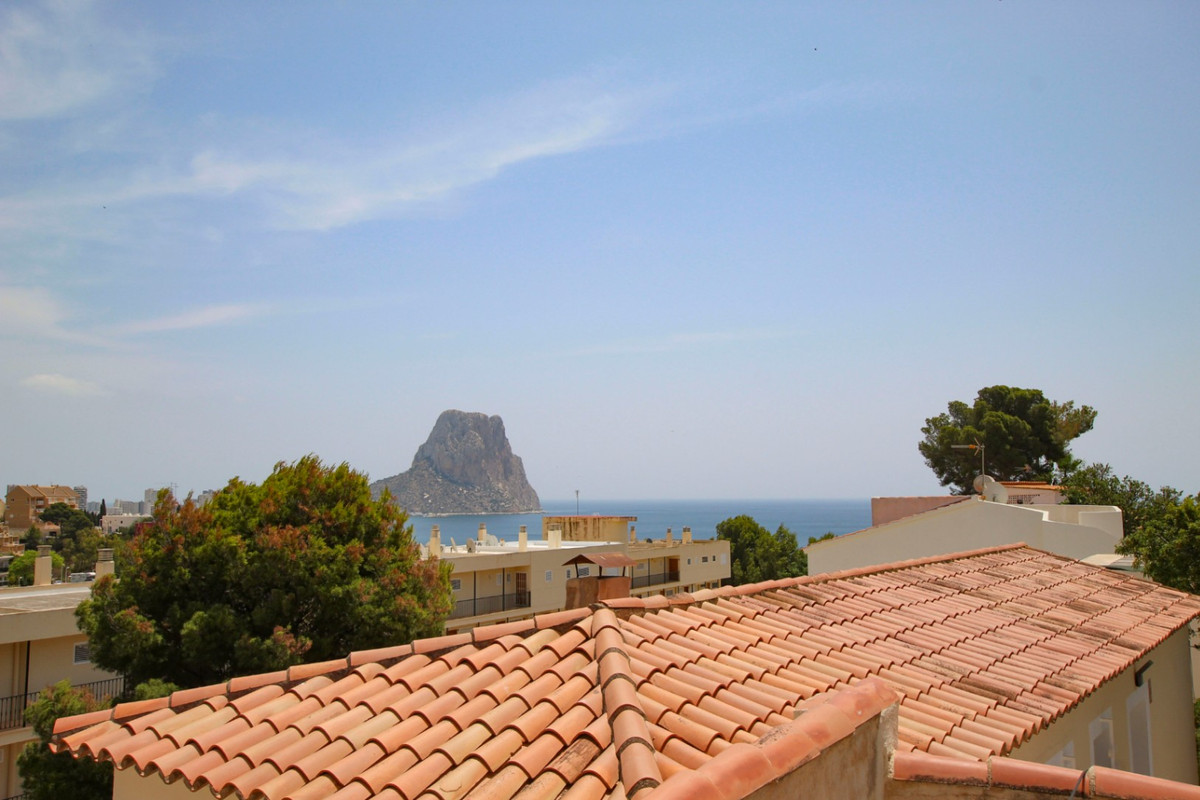 ShowFeedImage House – Detached Villa in Calpe