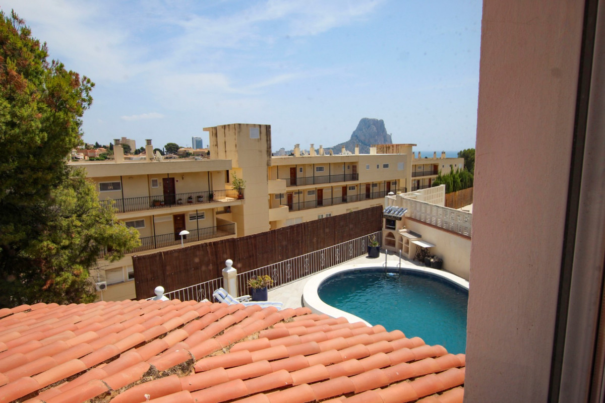 ShowFeedImage House – Detached Villa in Calpe