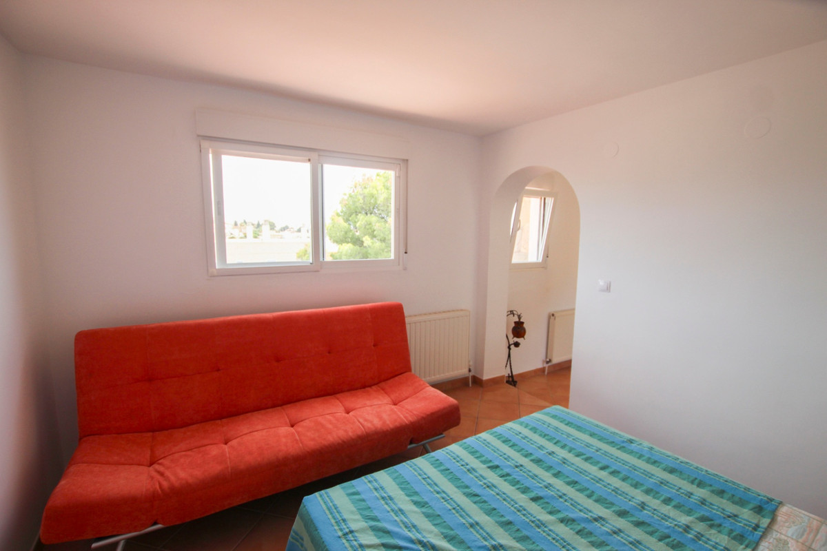 ShowFeedImage House – Detached Villa in Calpe