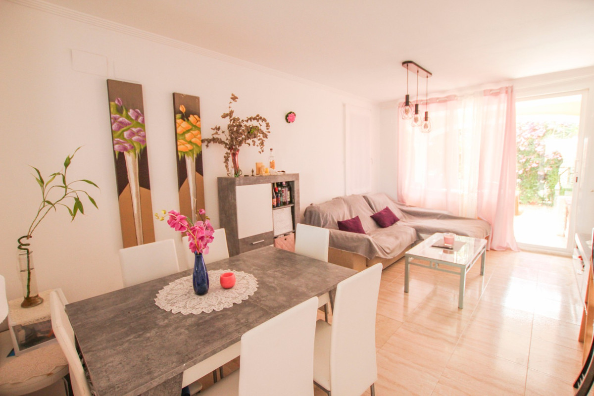 ShowFeedImage House – Bungalow in Calpe