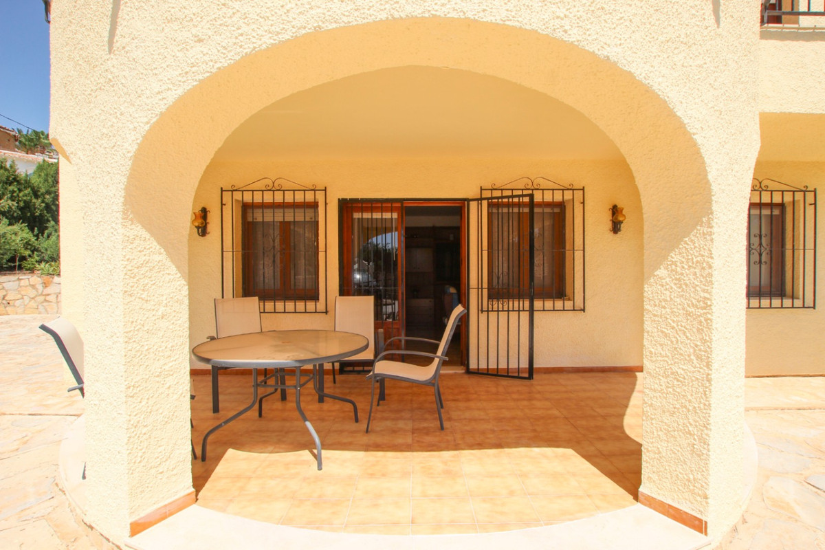 House – Detached Villa in Calpe
