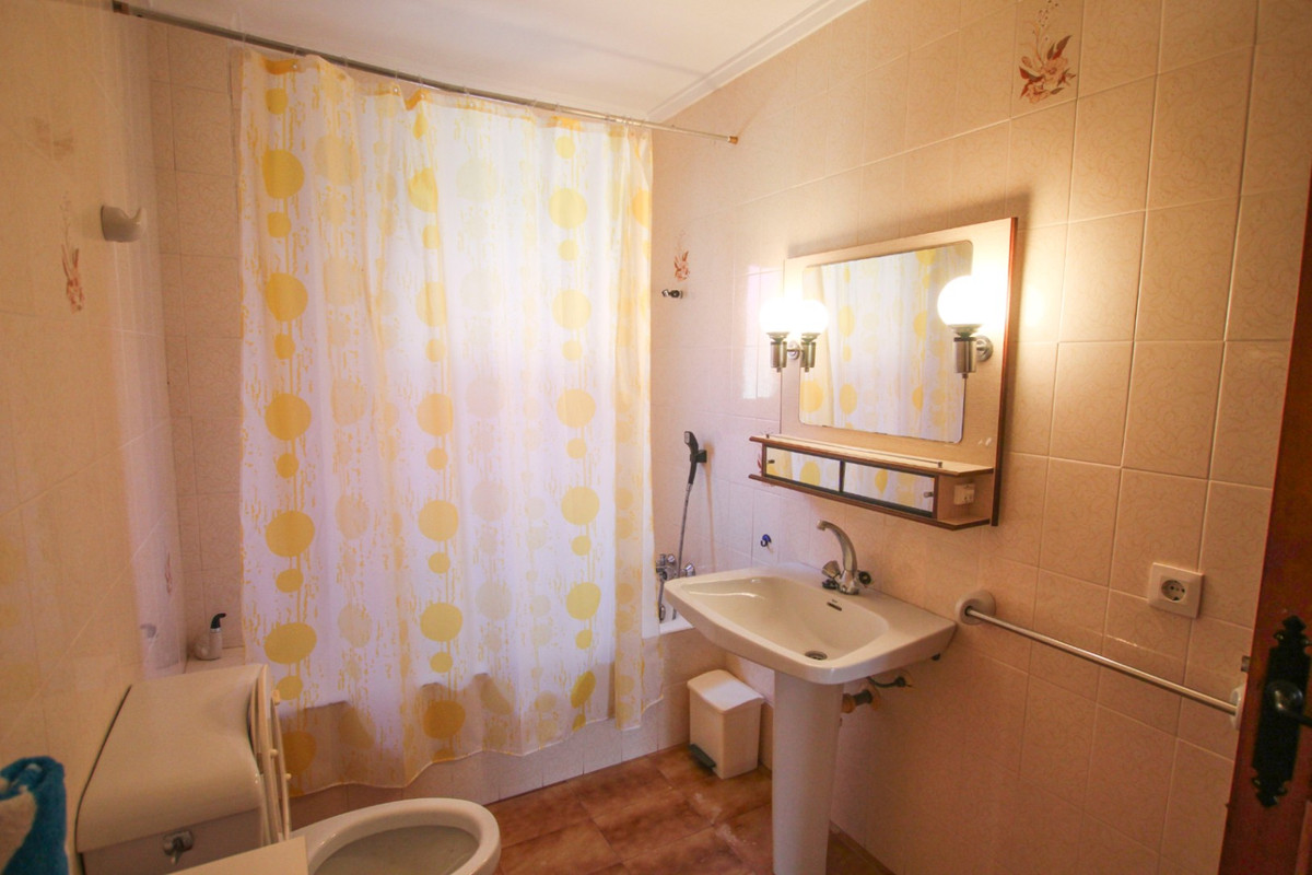 House – Detached Villa in Calpe