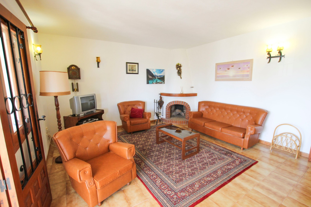 House – Detached Villa in Calpe