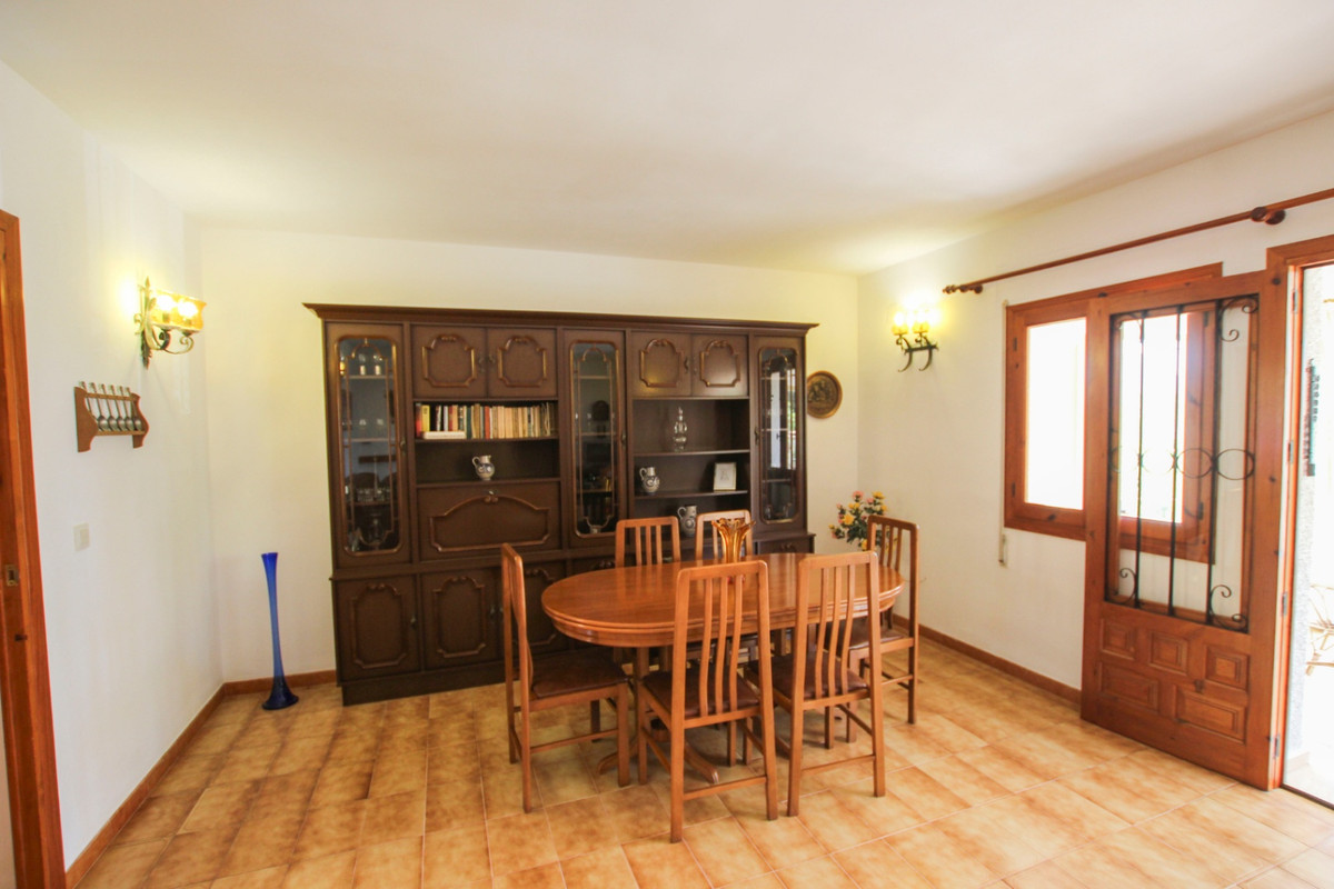 House – Detached Villa in Calpe