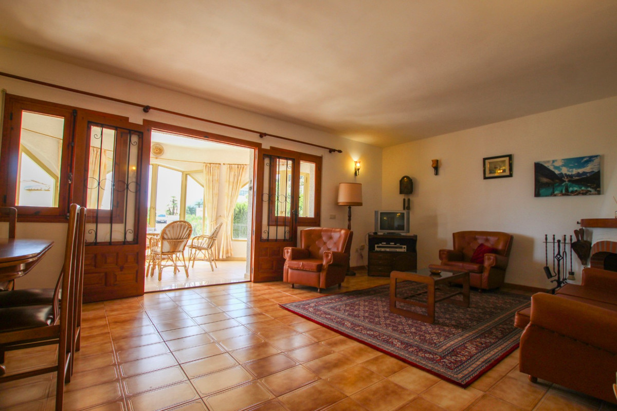 House – Detached Villa in Calpe