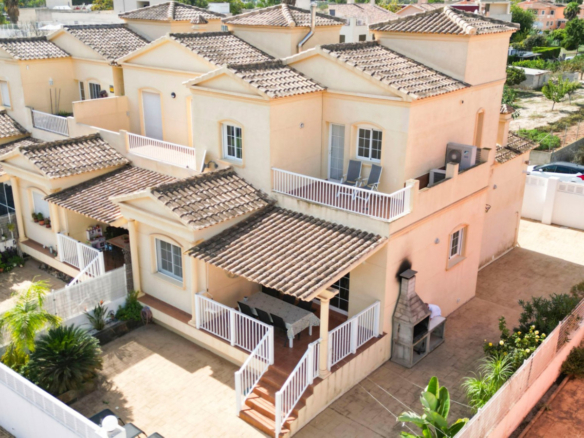 House – Semi-Detached House in Calpe