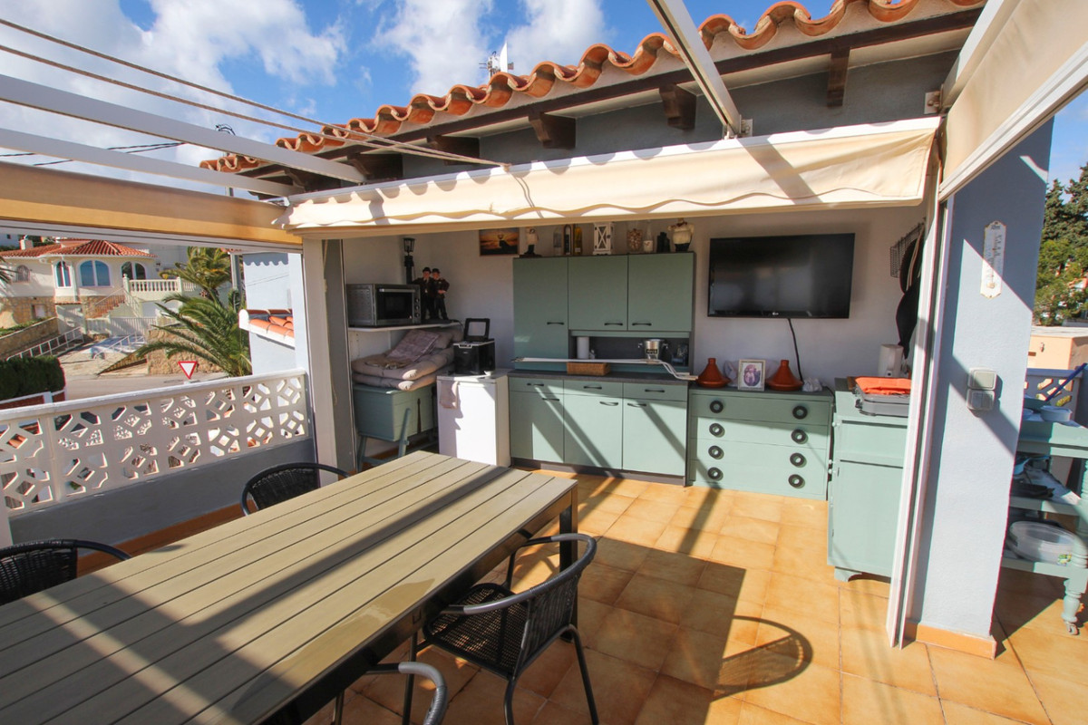 House – Detached Villa in Calpe