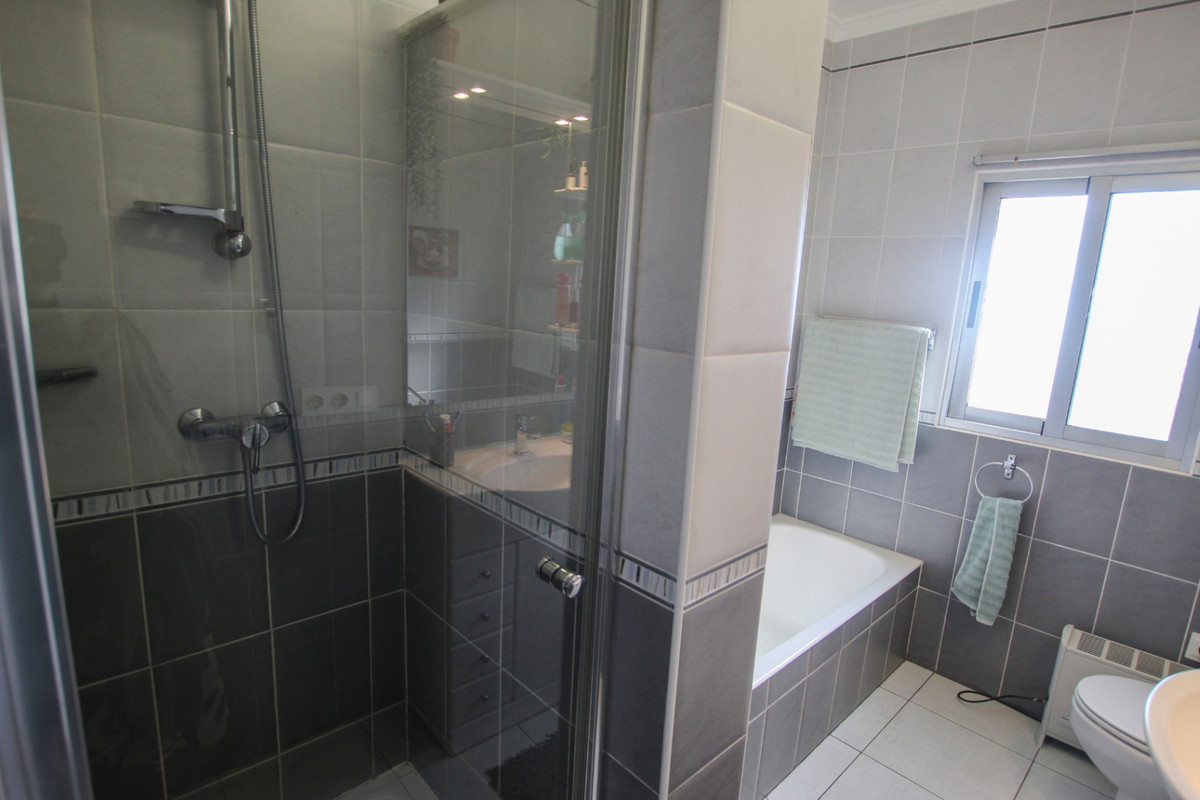 House – Detached Villa in Calpe