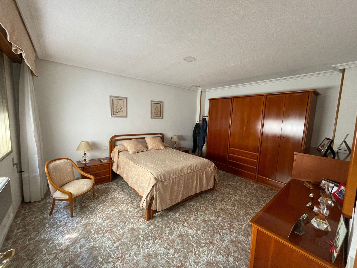 ShowFeedImage Apartment – Middle Floor Apartment in Torrevieja