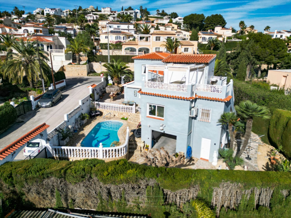 House – Detached Villa in Calpe