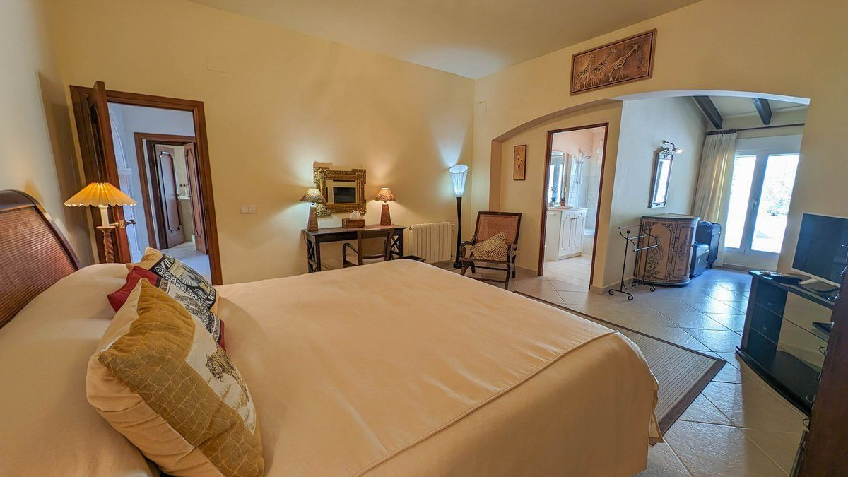 House – Detached Villa in Altea