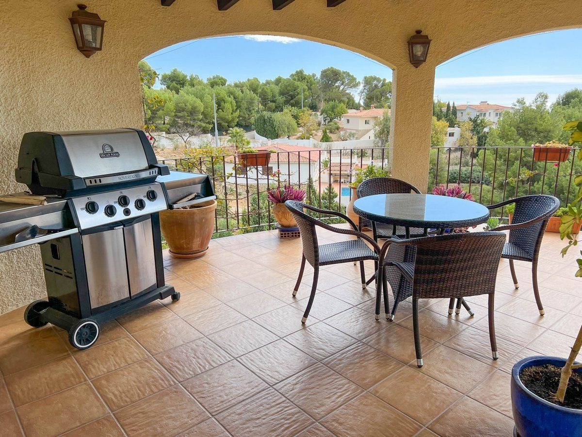 House – Detached Villa in Altea