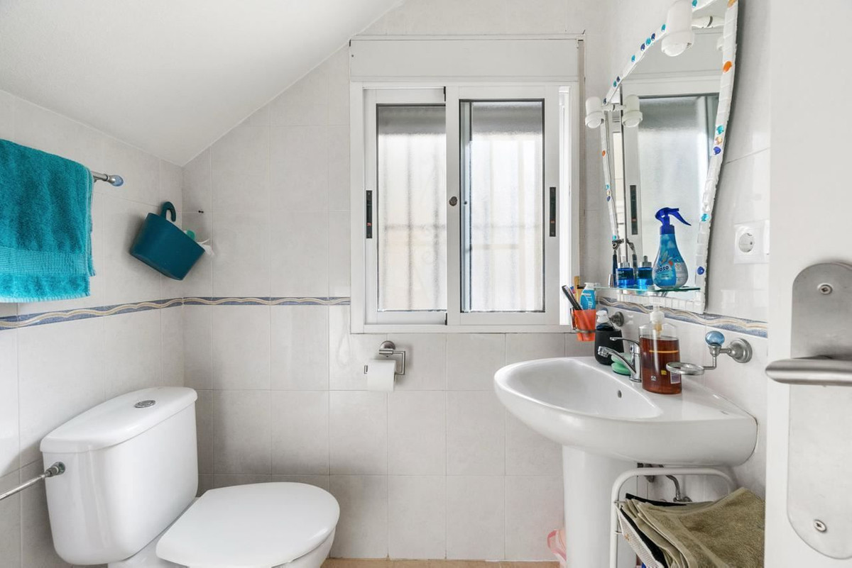 ShowFeedImage House – Detached Villa in Orihuela