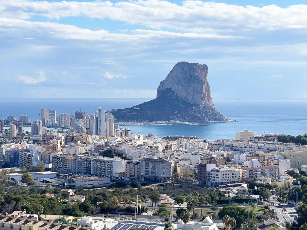 ShowFeedImage House – Detached Villa in Calpe