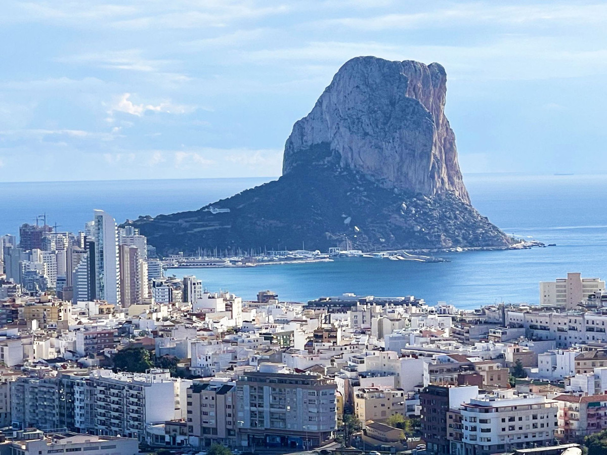 ShowFeedImage House – Detached Villa in Calpe
