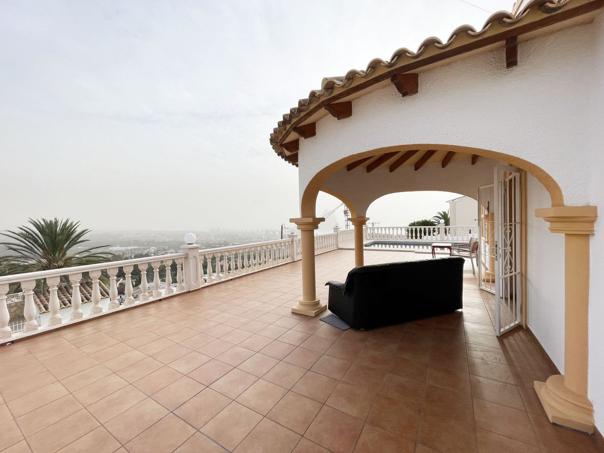 ShowFeedImage House – Detached Villa in Calpe