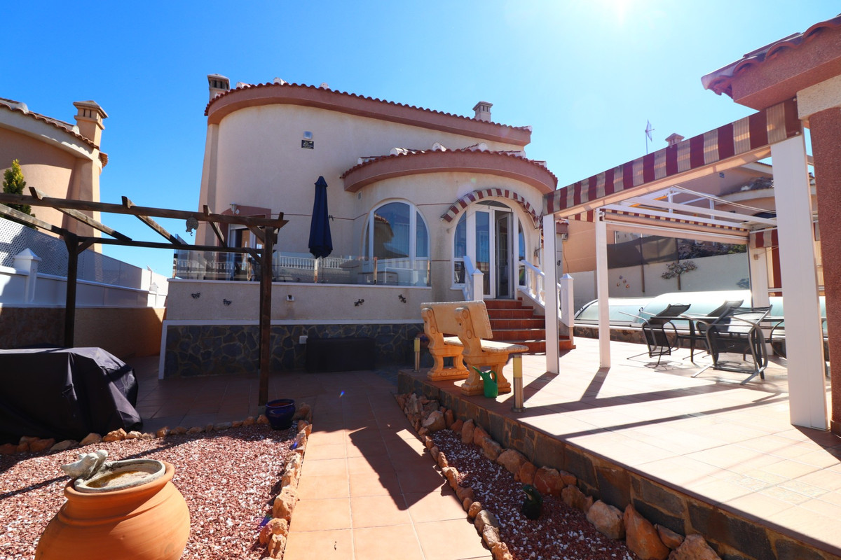 ShowFeedImage House – Detached Villa in Rojales