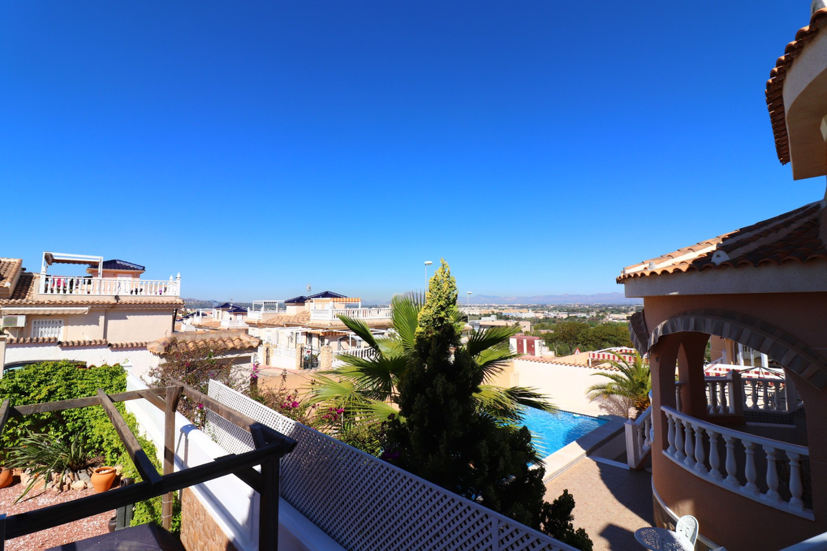 ShowFeedImage House – Detached Villa in Rojales