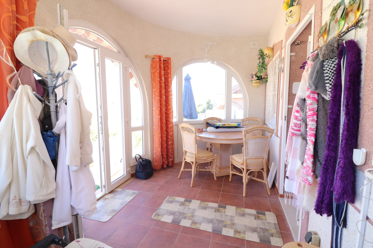 ShowFeedImage House – Detached Villa in Rojales