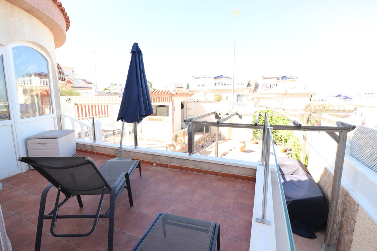 ShowFeedImage House – Detached Villa in Rojales