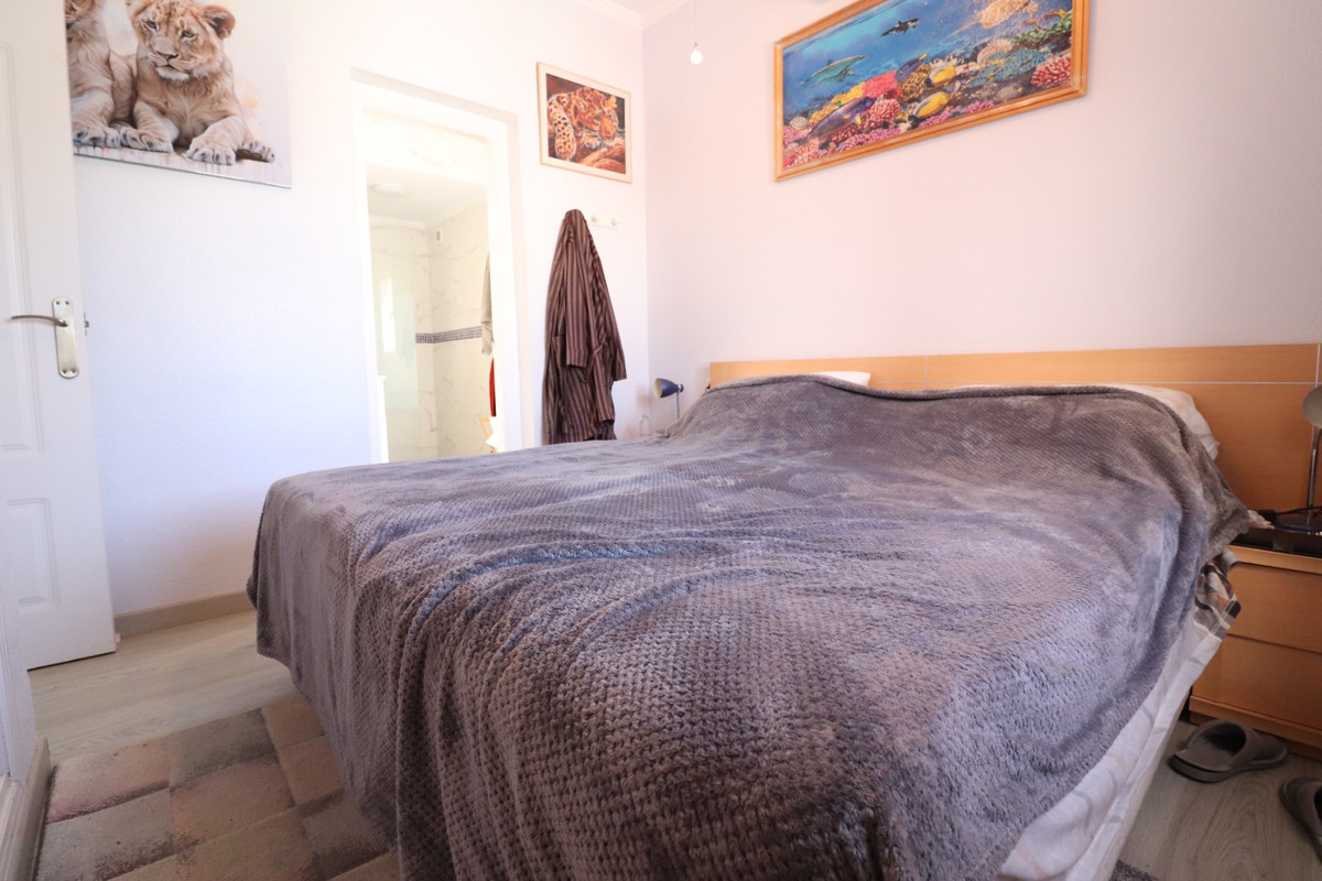 ShowFeedImage House – Detached Villa in Rojales