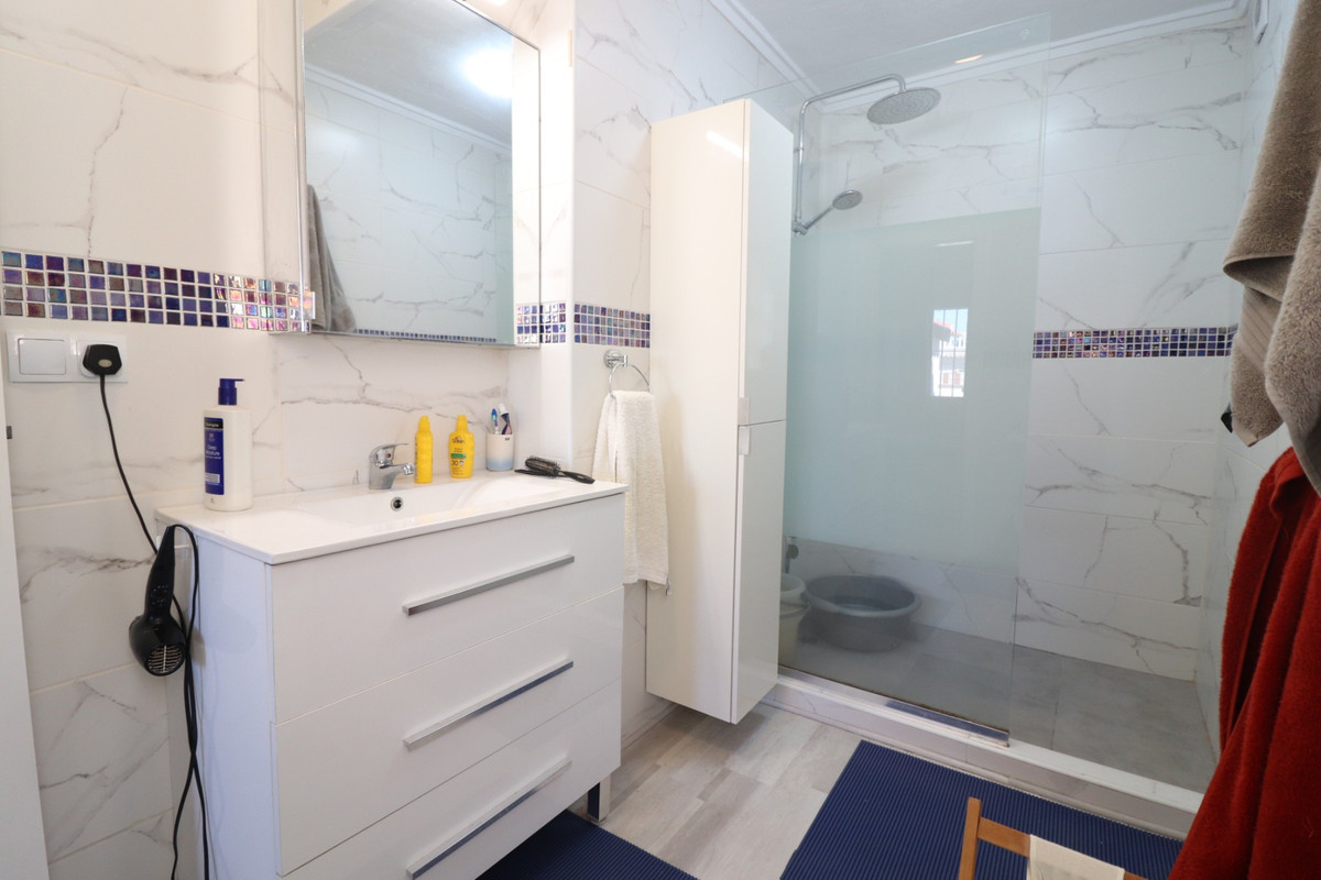 ShowFeedImage House – Detached Villa in Rojales