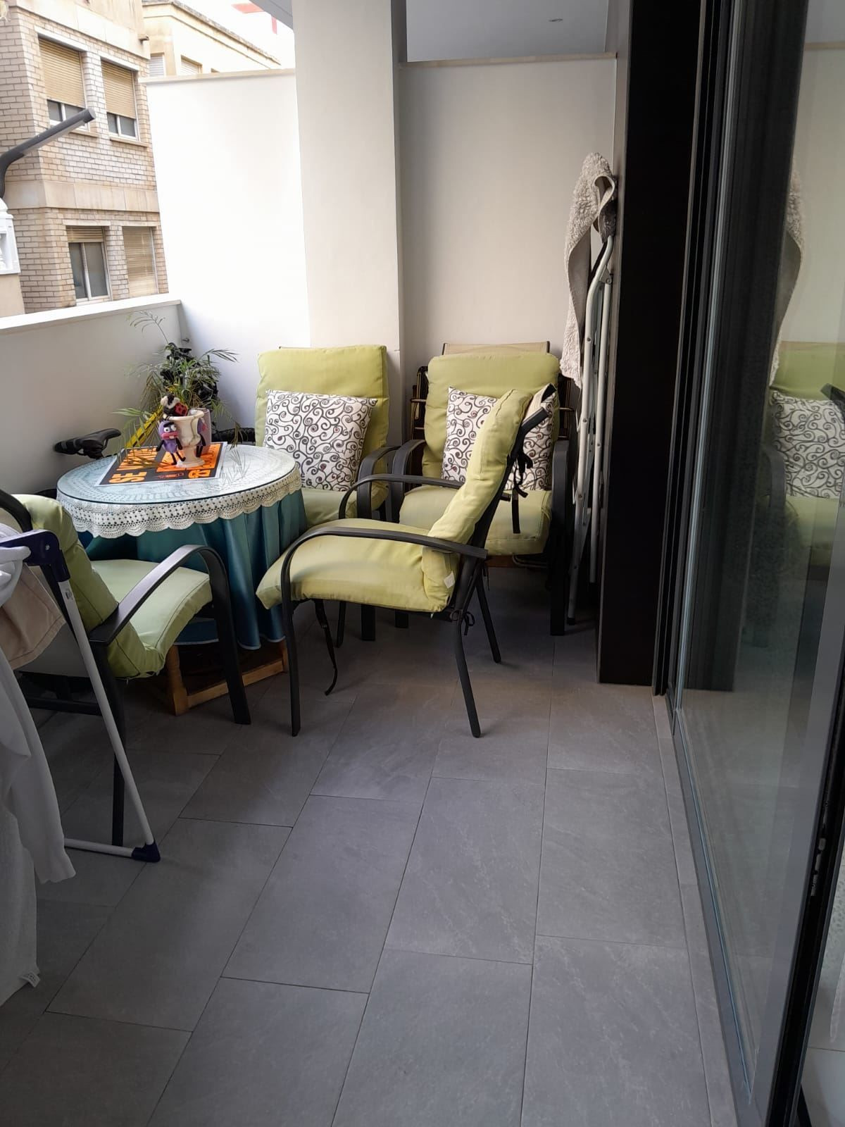 Apartment – Middle Floor Apartment in Torrevieja