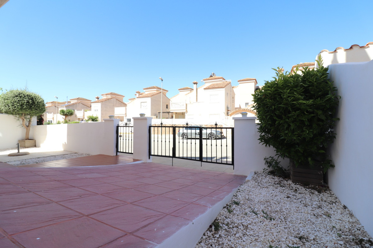 House – Detached Villa in San Miguel de Salinas