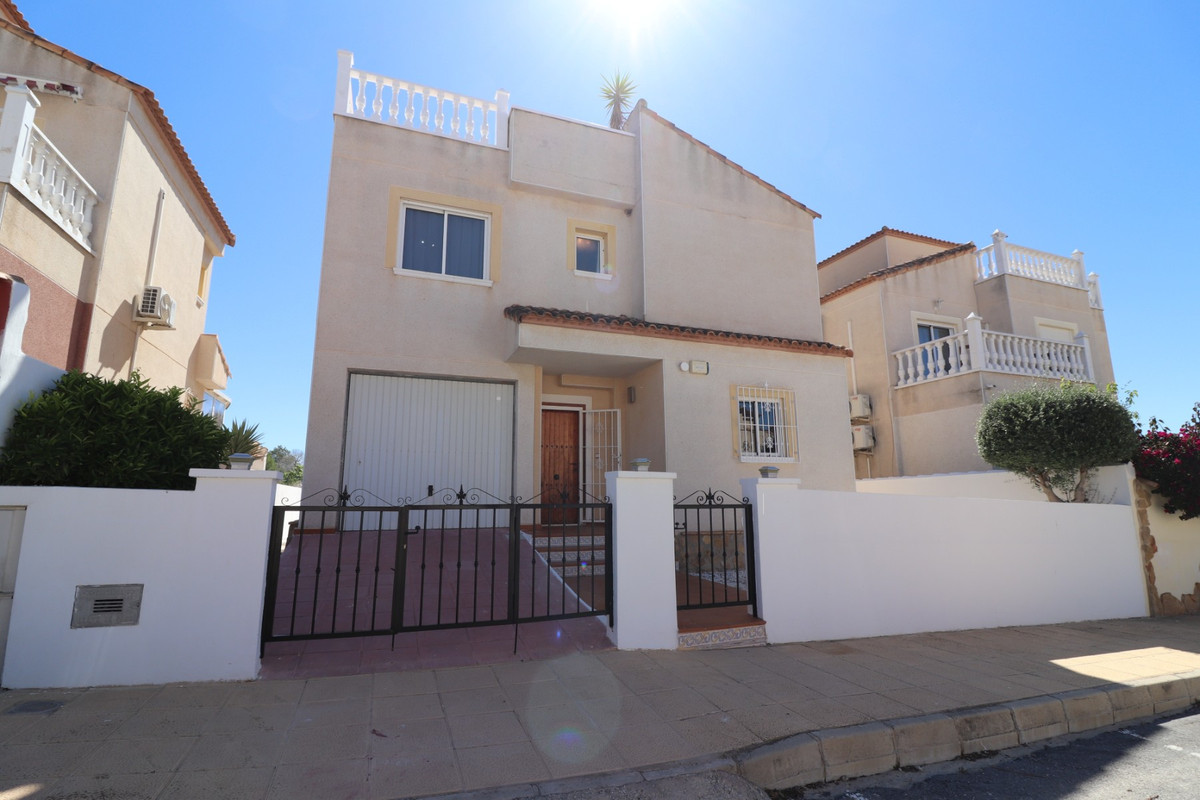 House – Detached Villa in San Miguel de Salinas