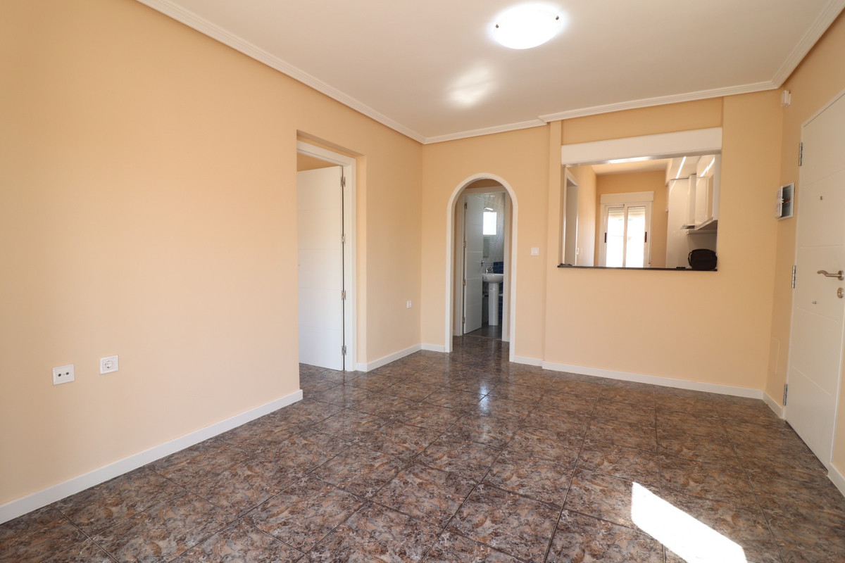 Apartment – Top Floor Apartment in Orihuela