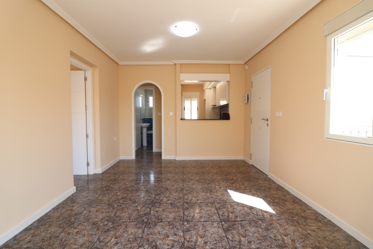 Apartment – Top Floor Apartment in Orihuela