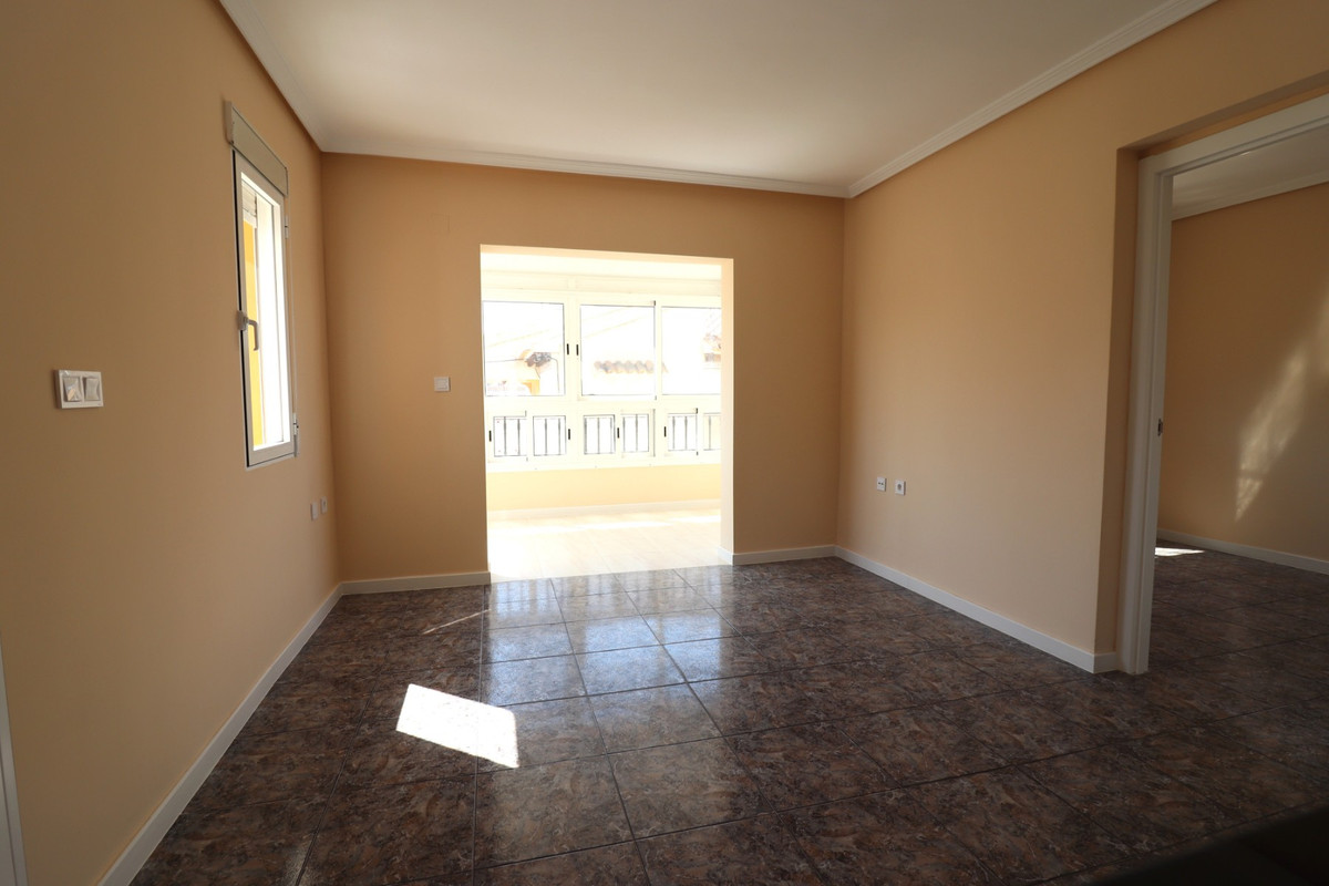 Apartment – Top Floor Apartment in Orihuela