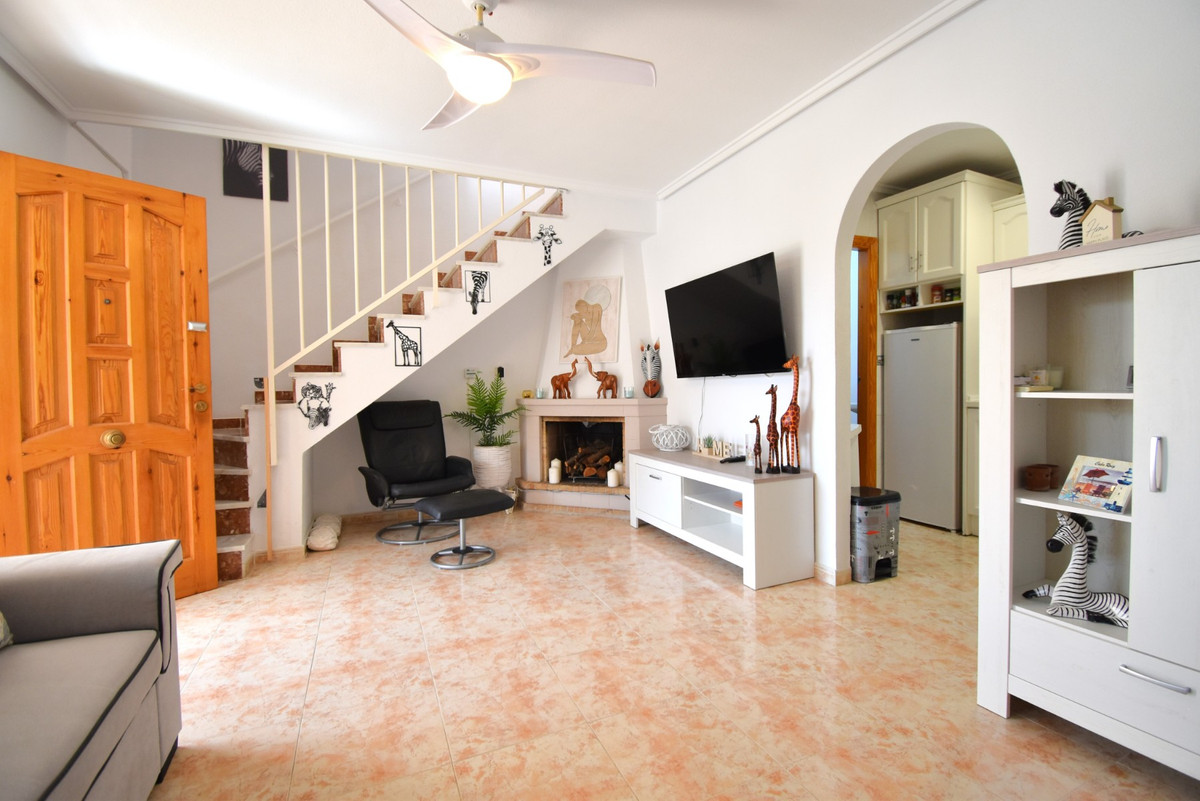 ShowFeedImage House – Quad in Orihuela