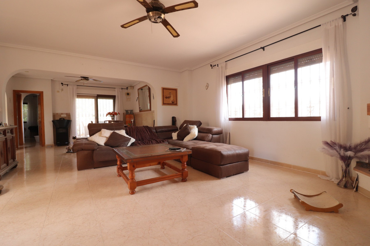 ShowFeedImage House – Detached Villa in Formentera del Segura