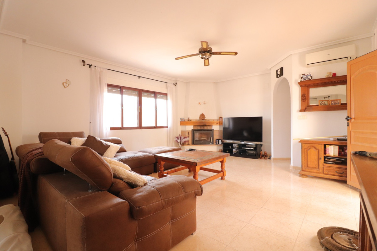 ShowFeedImage House – Detached Villa in Formentera del Segura