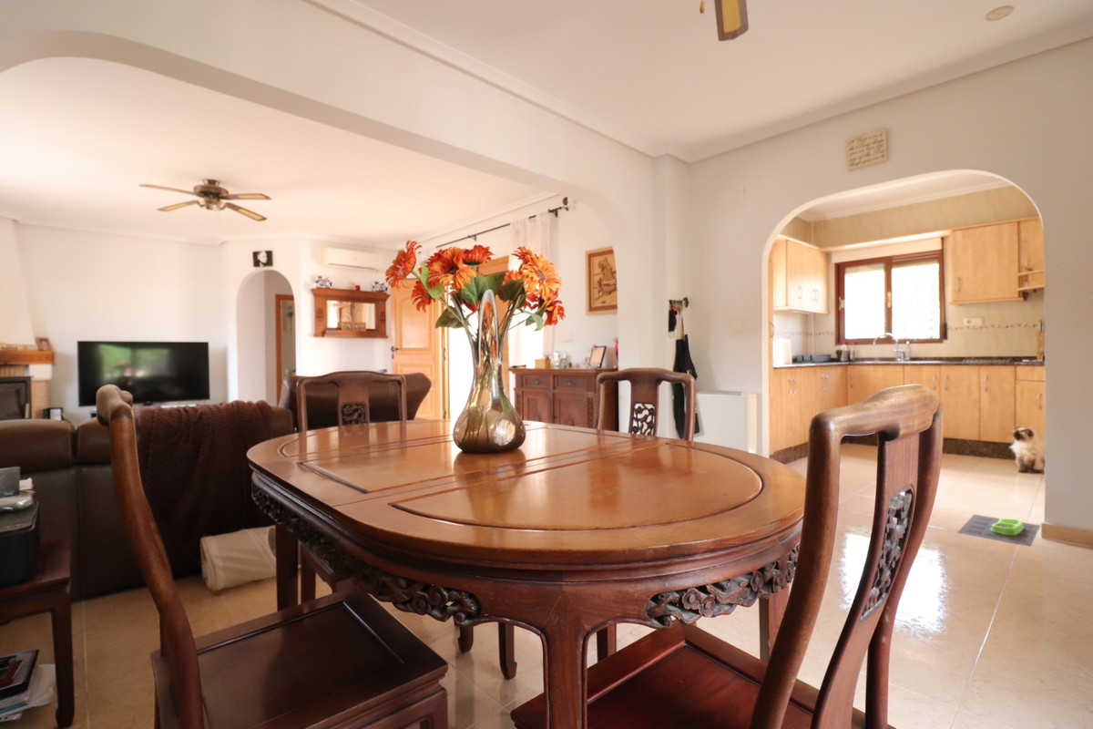 ShowFeedImage House – Detached Villa in Formentera del Segura