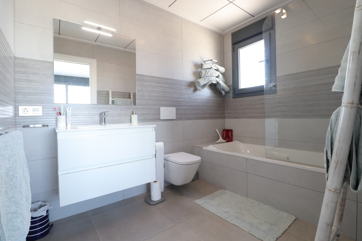ShowFeedImage House – Detached Villa in Rojales